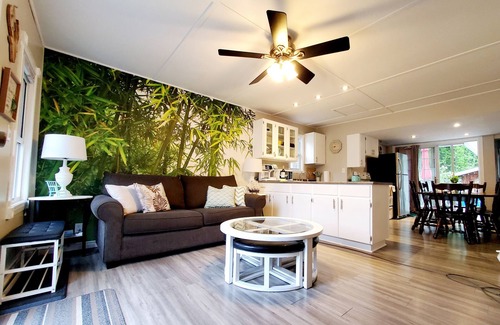 Turkey Point Cottage | Summer Beach Cottage x7 people @ Bamboo Chalet ~ steps from the beach n