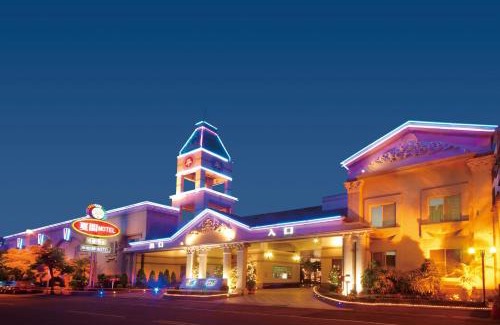 North District Hotel | Summer House Motel