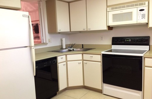 Vero Beach Condo | SUMMER ON VERO'S BEACH AT BARGAIN RATESnn