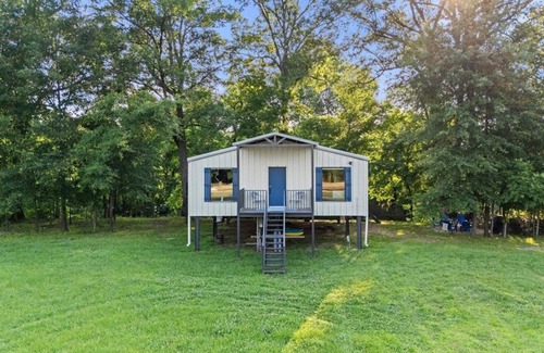 Golden Cabin | Summer Specials on Glover River-Floatin Daze Cabin