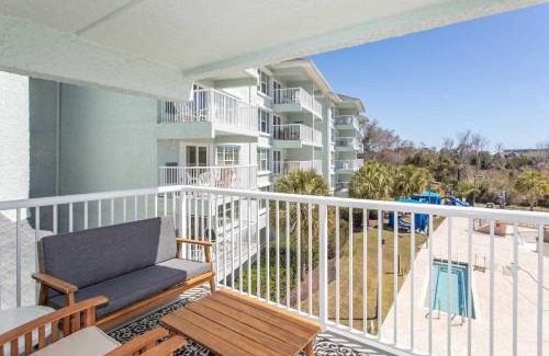 North Litchfield Beach Apartment | Summerhouse Villas Condo Private Resort Beach!