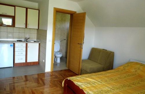 Vrdnik House | Sunčani Breg Apartments Vrdnik