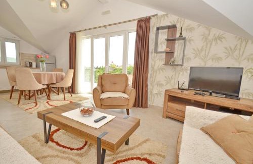 Radovici Apartment | Sun Apartment
