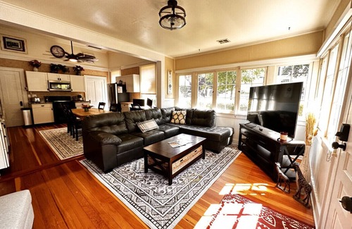 Jacksonville House | Sun Cottage Downtown Jacksonville