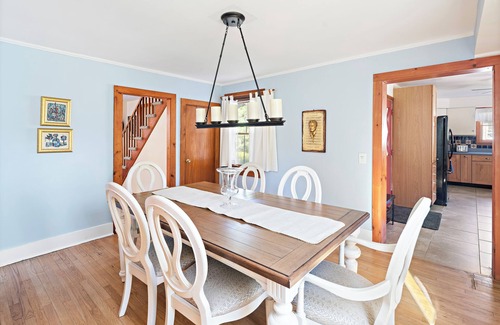 Lenox Dale House | Sun Filled Lenox Retreat - Minutes to Tanglewood!