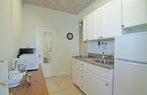 Palm Beach - West Palm Beach Condo | SUN-FILLED PENTHOUSE; WALK TO BEACH AND IN-TOWN; BEST UNIT IN THE BLDG!