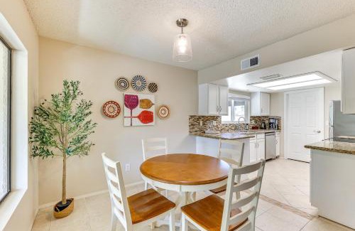 Sun Lakes House | Sun Lakes Home with 3 Pools in Retirement Community