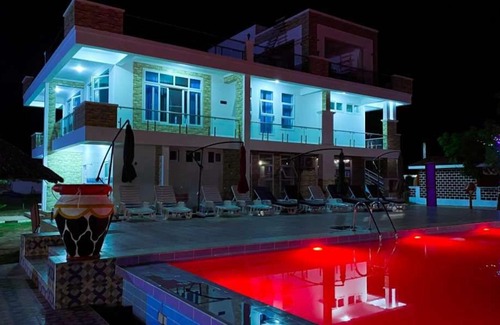 Kigamboni Hotel | Sun N Sand Beach Resort