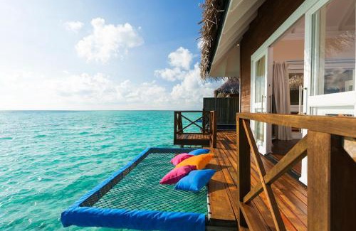 Vilu Reef Resort | Sun Siyam Vilu Reef with Free Transfer