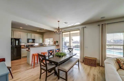 Villages At Queen Creek House | Sun, Swim, Golf, Eat Repeat!