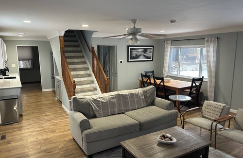 Oxbow House | Sunset Paradise Private Loft