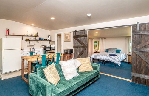 Newbury House | Sunapee Sunset Cottage | Grill | Fire Pit