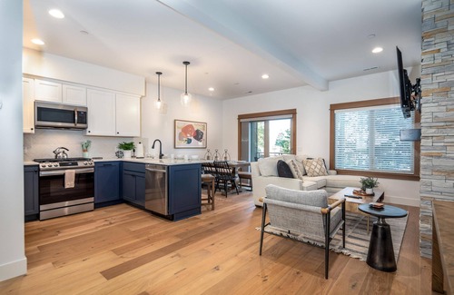 Cle Elum Ski Chalet | Suncadia 3 Bdrm Village Chalet Ridgeline Residence