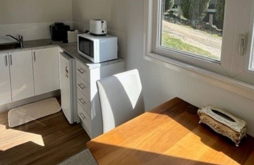 Marysville Apartment | SUNDS RETREAT - Perfect for Couples
