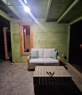 Kings County House | Sunken Escapes Cabin 10