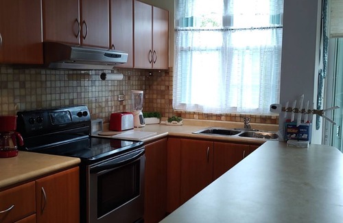 Loiza Condo | Sunny 2-bedroom condo by the beachn