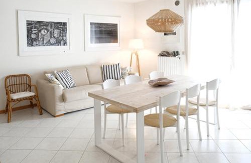 San Briccio Apartment | Sunny Apartment On The Sea