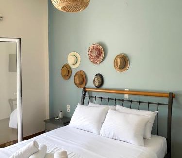 Korinthos Apartment | Sunny Beach House