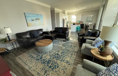 Pointe San Luis House | Sunny Catalina