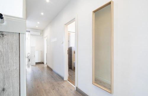 Erzsebetvaros Apartment | Sunny central three bedroom apartment