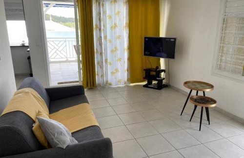 Quartier Desert Apartment | Sunny cottage, belle terrasse, proche et vue mer