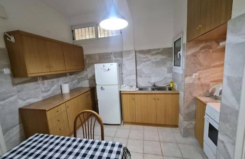 Nikaia-Agios Ioannis Rentis Apartment | Sunny Dream House