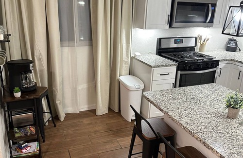 Biggs Field House | Sunny El paso family stay and Pool