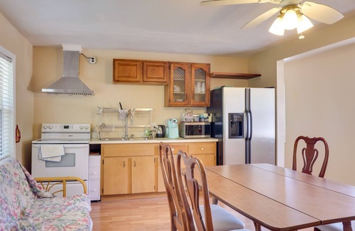 Fruitland Park Apartment | Sunny Florida Getaway w/Patio, Near Disney World!