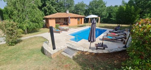Loborika Villa | Sunny Garden Villa with Pool