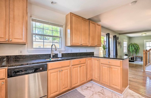 Point Pleasant House | Sunny Glen Burnie Home - On-Site Water Access