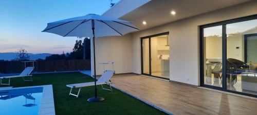 Anais Villa | Sunny Haven-Villa