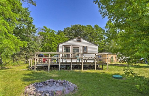 Montello Apartment | Sunny Lakefront Retreat Boat, Fish and Hike!