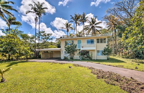 Kapoho House | Sunny Pahoa Retreat Snorkel, Hike and Shop!