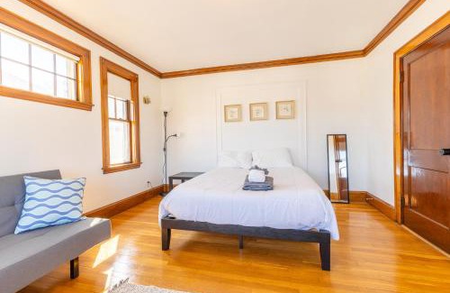 Oak Square House | Sunny Private Bedroom #5