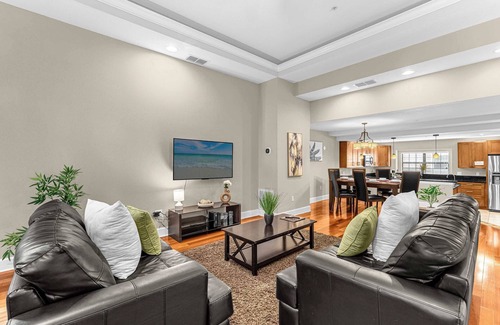 Florida Central Atlantic Coast House | Sunny Sales ☀️ Renovated TownHome by Disney!