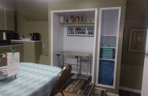 Bayview Apartment | Sunny side Bayview heights