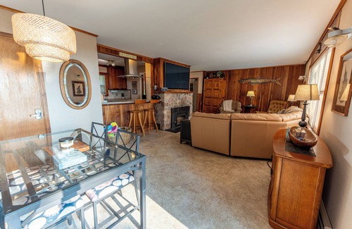 Manistique House | Sunny Side U.P.: Your Ultimate Summer Escape on Lake Michigan