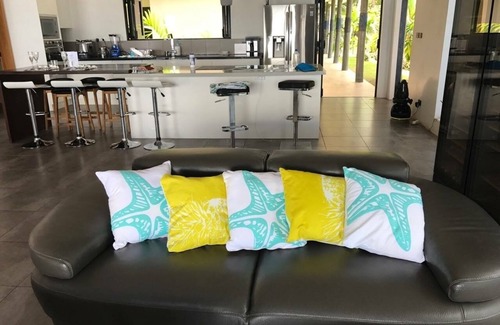 Tagaqe House | Sunny/Solar ways, a private beachfront location, add transfers & chef meals.