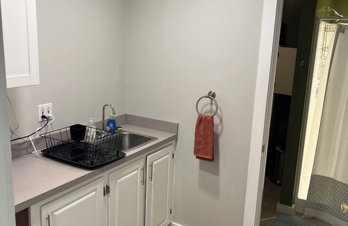 Gardiner Apartment | Sunny spacious studio in the heart of historic downtown Gardiner