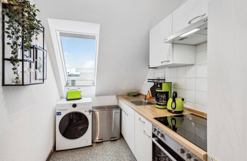 Cottbus Apartment | Sunny top floor in the Cottbus pedestrian zone