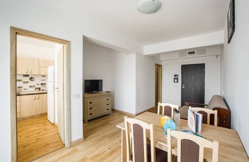 Oradea Apartment | Sunny View 2 Bedroom Central Apartment