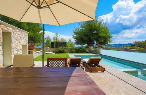 Pallini Villa | Sunny Villa Pende