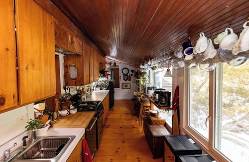 West Brookfield House | Sunnybrook House - 5 bedroom house in wonderful West Brookfield with WiFi, AC