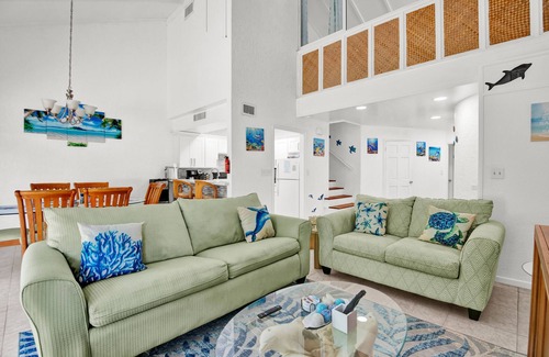Paradise Island Villa | Sunrise Beach Resort - Ocean Blue Villa nParadise Island