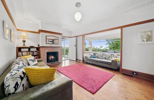 Hazelbrook House | Sunrise House