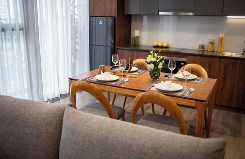 Trung Hoa Nhan Chinh Hotel | Sunrise Majestic - Vinhomes D'Capitale