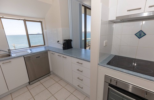 Soldiers Point Apartment | Sunrise @ the Point - Lovely 2 bedroom unit with Pool
