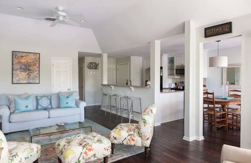 Kiawah Island Villa | Sunroom with lagoon views to enjoy nature! Discounts for long, off-season stays!