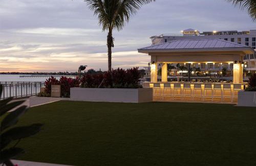 Charlotte Harbor Resort | Sunseeker Resort Florida Gulf Coast, Curio Collection Hilton