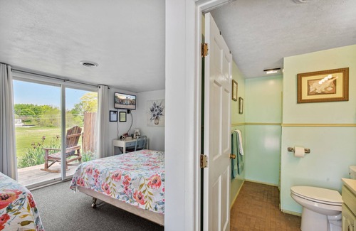 Hudson Hotel | Sunset Acres Motel
